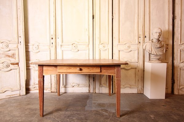 Vintage Table-TAT-1128503