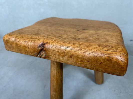 Vintage Tripod Oak Stool-VUD-2026782