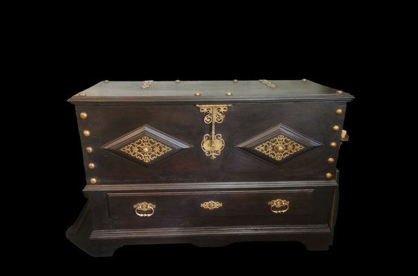 Vintage Trunk in Chestnut-GEL-1788354