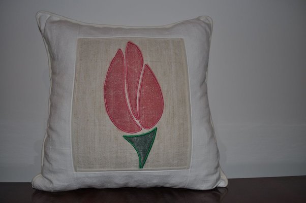 Vintage Tulip Patterned Cushion-OXJ-883557