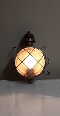 Vintage Wall Lamp in Brass with Arched Glass, 1980s-HOI-1789359