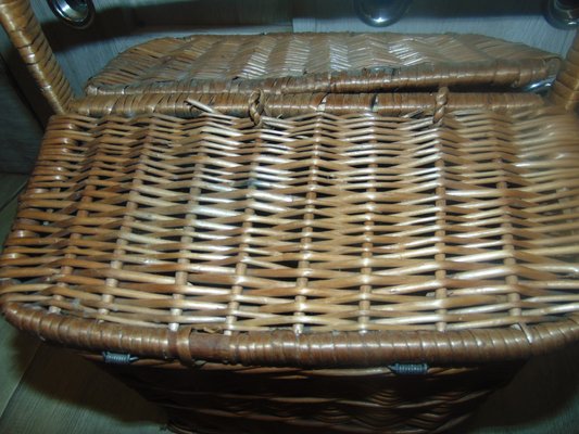 Vintage Wicker Picnic Basket-CAQ-1160798