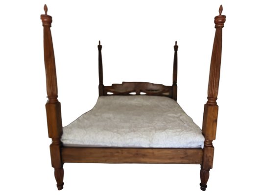 Vintage Wooden Double Bed with Pillars-TCS-1747277