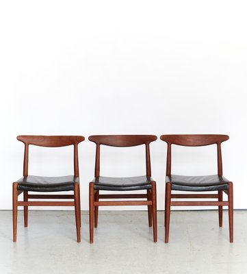 W2 Dining Chair by Hans J. Wegner for C.M.Madsen, 1950s, Set of 3-XE-1371875