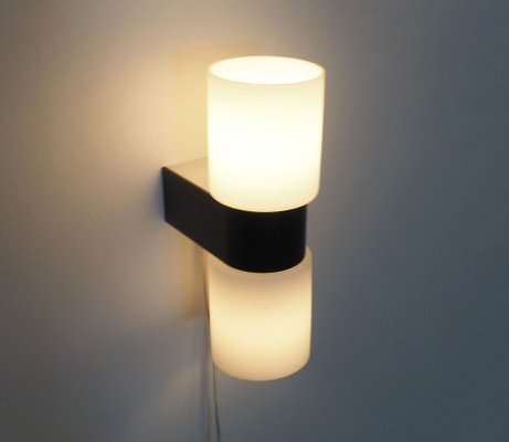 Wall Light in Milk Glass from Raak, 1960s-SN-1732957