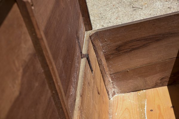 Walnut Bench Chest with Pierced Ciabatta Feet-RAQ-1389100