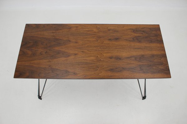 Walnut Veneer Side Table, Czechoslovakia, 1970s-TZ-1421007