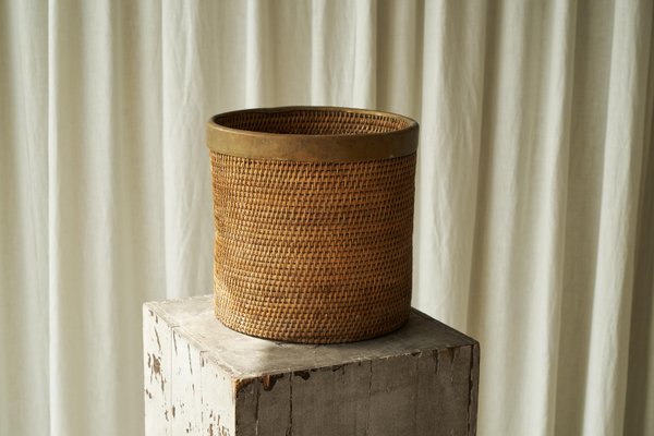 Waste Paper Basket in Rattan and Patinated Brass, 1950s-FEW-2024210