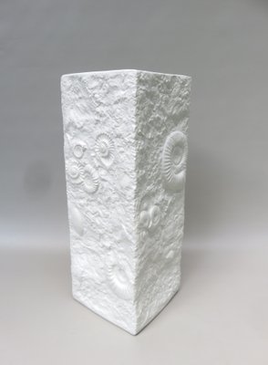 White Bisquit-Porzellan Vase from Ak Kaiser, 1970s-EY-1384437