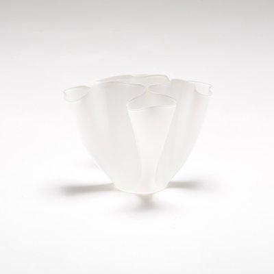 White Glass Cartoccio Vase by Pietro Chiesa for Fontana Arte, 1970s-VT-786154