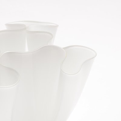 White Glass Cartoccio Vase by Pietro Chiesa for Fontana Arte, 1970s-VT-786154