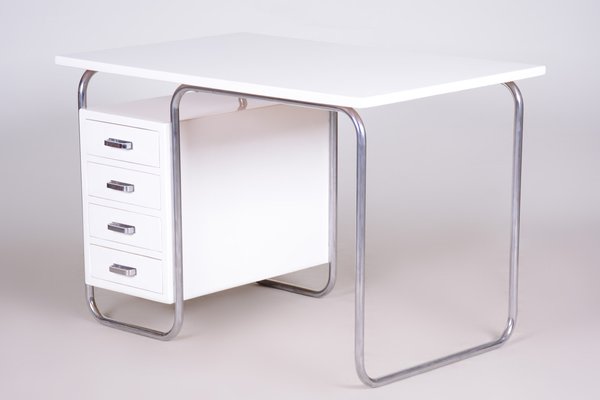 White Tubular Bauhaus Writing Desk in Chrome-Plated Steel to the High Gloss attributed to Robert Slezak, Czech, 1930s-WHY-1772620