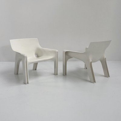 White Vicario Lounge Chairs by Vico Magistretti for Artemide, 1970s, Set of 2-WZS-2031468