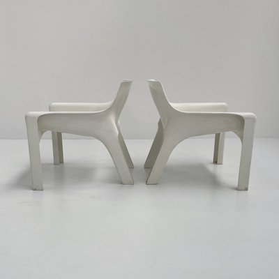 White Vicario Lounge Chairs by Vico Magistretti for Artemide, 1970s, Set of 2-WZS-2031468