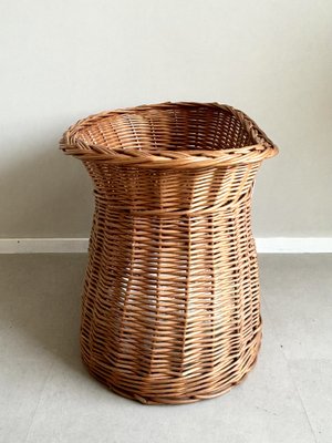 Wicker Cat Bed, Basket with Chat Bizarre Label, 1970s-LL-2040989