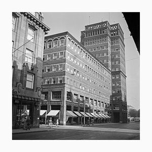 Wilhelm Marx Skyscraper at Duesseldorf City Centre, Germany 1937-DYV-995285