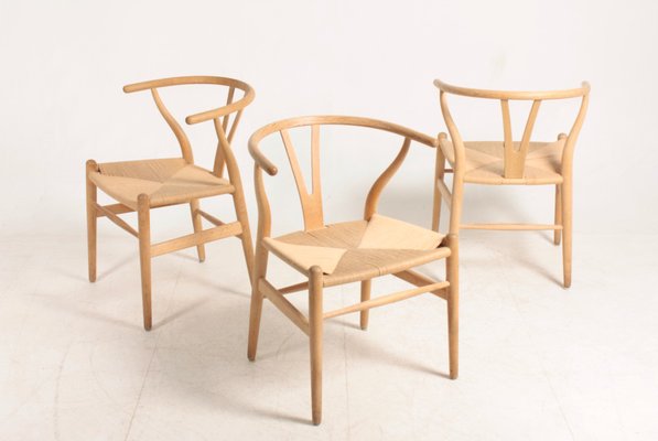 Wishbone Chairs in Patinated Oak by Hans Wegner for Carl Hansen & Søn, 1960s, Set of 12-FK-1048810