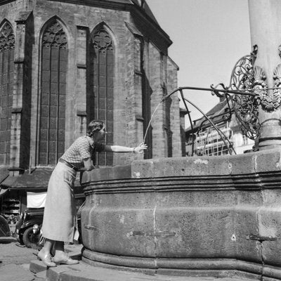 Woman, Fountain, Heiliggeist Church Heidelberg, Germany 1936, Printed 2021-DYV-990662