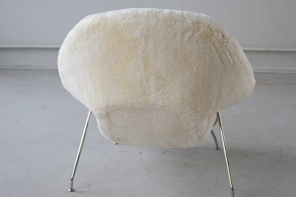 Womb Chair and Ottoman in Fluffy White Fabric by Eero Saarinen, 1948, Set of 2-IXA-1787025