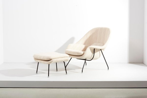 Womb Chairs and Ottoman by Eero Saarinen for Knoll, Usa, 1960s, Set of 2-SFD-1323290