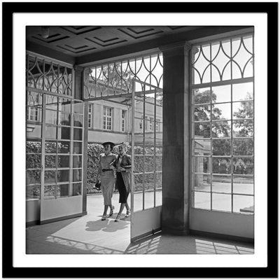 Women Entering Spa Resort at Cannstatt, Stuttgart Germany, 1935-DYV-988140