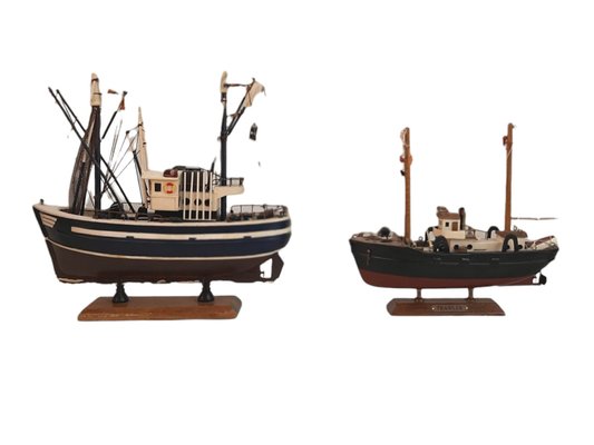 Wooden Trawler Boat Models, Set of 2-TCS-1264448