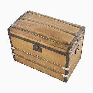 Wooden Trunk with Steel Reinforcement-NQ-1729779