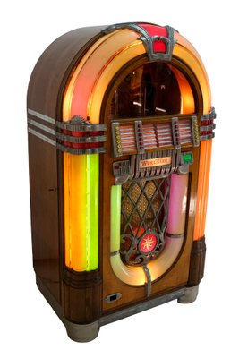 Wurlitzer Jukebox Multi Selector Phonograph, United States, 1943-CXC-1748799