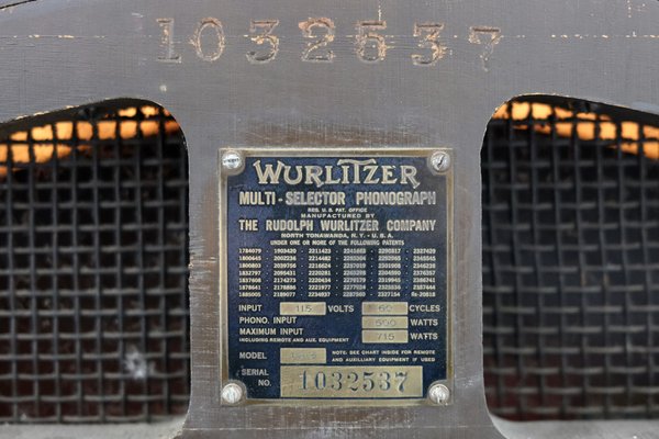 Wurlitzer Jukebox Multi Selector Phonograph, United States, 1943-CXC-1748799