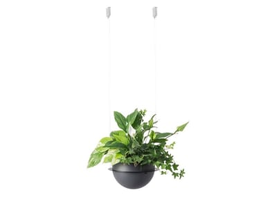 CIRC - Hanging polyethylene plant pot by Estiluz