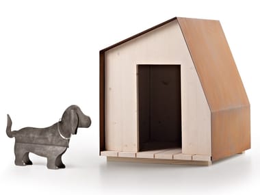 DOG HOUSE N° 1 - Spruce and corten dogbasket by De Castelli