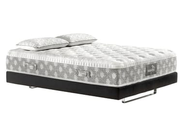 DOLCE VITA DUAL 12 FIRM - Thermoregulator Memoform mattress with removable cover by Magniflex