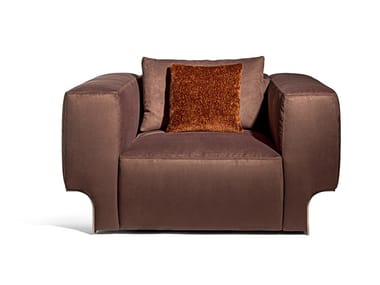 DOUGLAS - Upholstered fabric armchair with armrests by Visionnaire