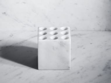 FONTANE BIANCHE - Countertop marble toothbrush holder by Salvatori