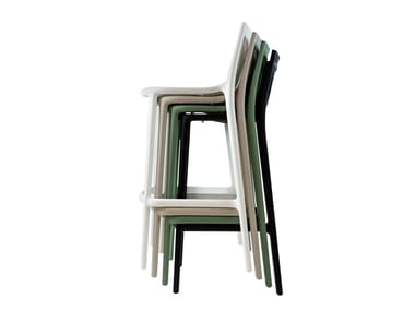 IBIZA - High stackable polypropylene stool with back by Vondom