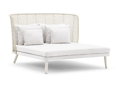 EMMA DAYBED - Garden bed with high backrest by Varaschin