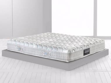 MAGNISTRETCH 10 - Washable Thermoregulator mattress with removable cover by Magniflex