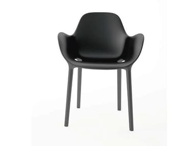 SABINAS - Stackable polypropylene chair with armrests by Vondom