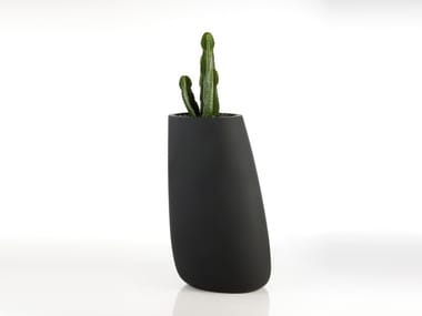 STONES 100 - Polyethylene garden vase with Light by Vondom