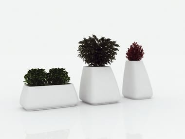 MOMA - Garden vase by Vondom