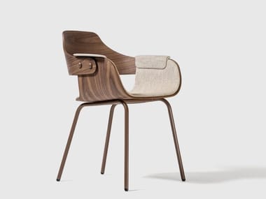 SHOWTIME - Wooden chair with armrests with integrated cushion by BD Barcelona Design